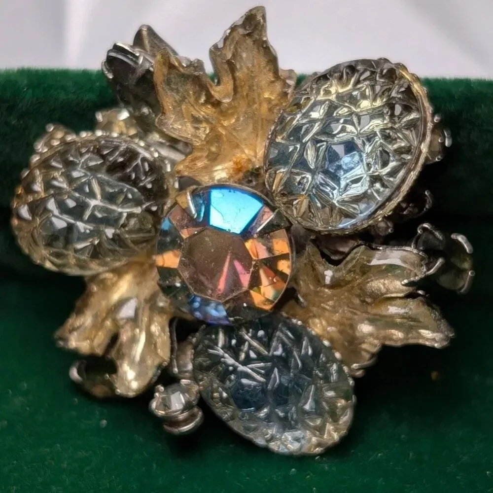 Vintage 1950s Aurora Borealis Rhinestone Blue Glass Brooch